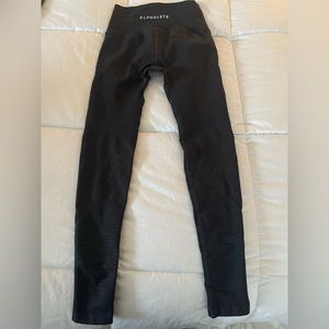 Alphalete black halo leggings size small